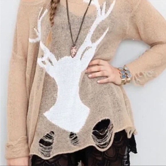 Wildfox White Label Lennon Deer Sweater - Picture 1 of 7
